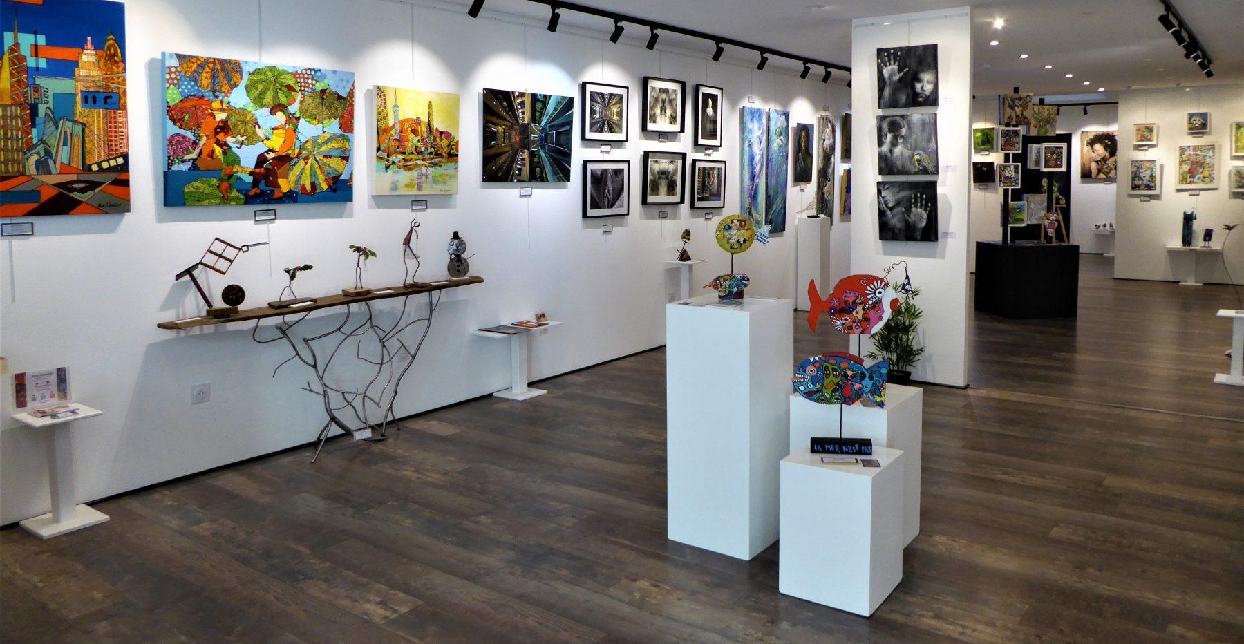Salle d'exposition "La cerise sur le tableau"